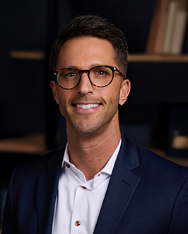 Headshot of Matthew Landau